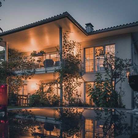 Coraline -Koblach, 6-10 P, 3 Schlafzimmer, Kueche, Riesige Terrasse, Parkplatz, Wifi, Stellplatz Ski Dış mekan fotoğraf