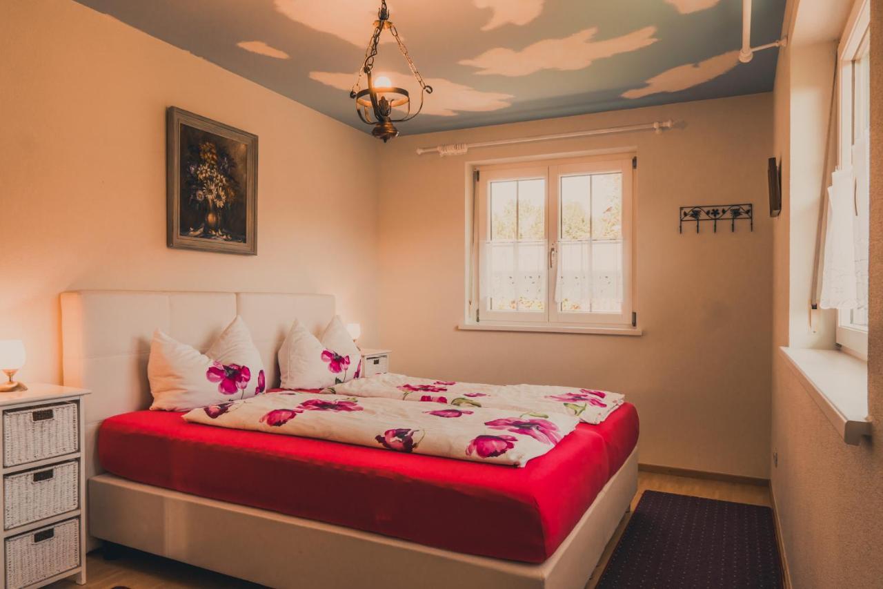 Coraline -Koblach, 6-10 P, 3 Schlafzimmer, Kueche, Riesige Terrasse, Parkplatz, Wifi, Stellplatz Ski Dış mekan fotoğraf