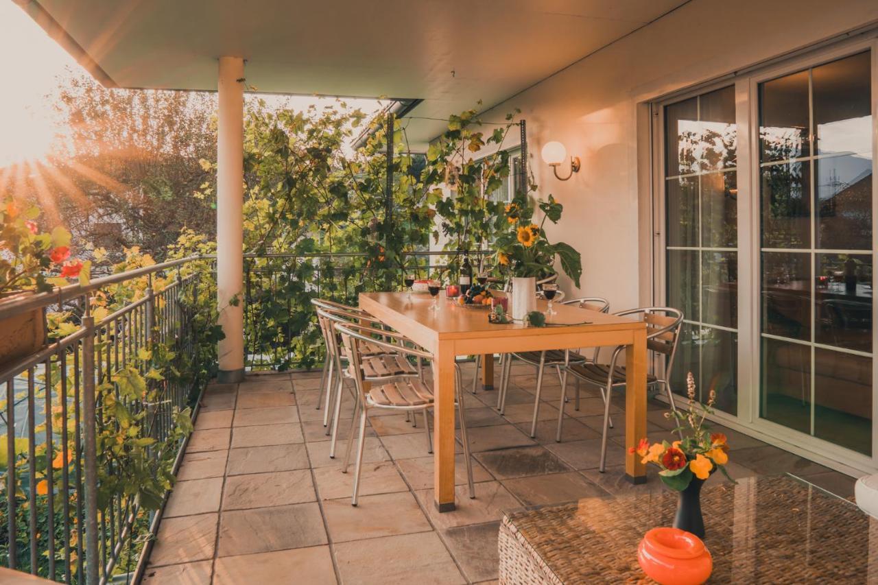 Coraline -Koblach, 6-10 P, 3 Schlafzimmer, Kueche, Riesige Terrasse, Parkplatz, Wifi, Stellplatz Ski Dış mekan fotoğraf